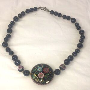Vintage cloisonné floral black stone beaded necklace